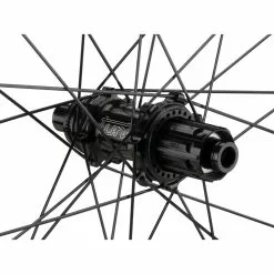 Tune Schwarzbrenner 45 Disc Skyline Center Lock Carbon 28" Laufradsatz -Angebote Rad Harmonie Store 374137