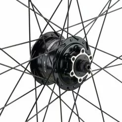 Bc Basic Urban Alivio Disc 6-Loch DT Swiss 466d 28" Laufradsatz -Angebote Rad Harmonie Store 399640